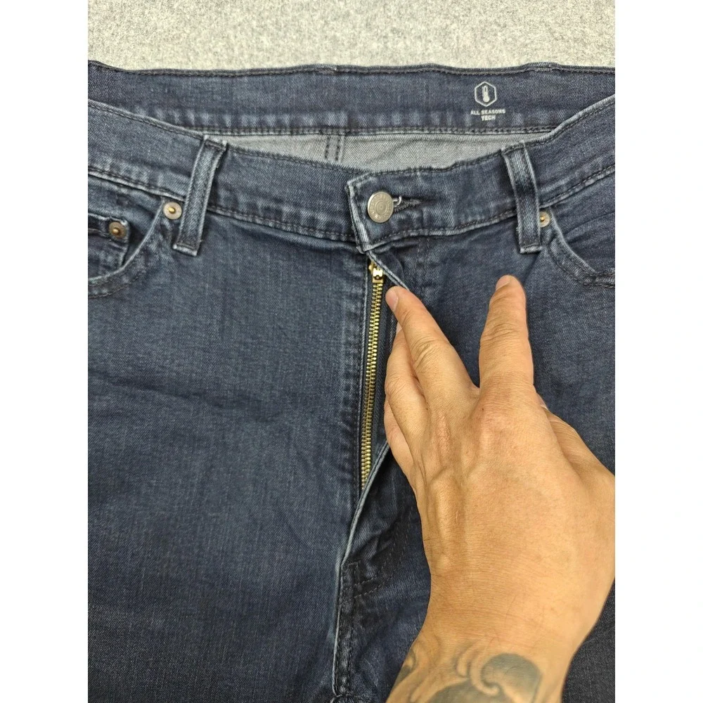 Levi's 541 Jeans Mens 40x30 Blue Dark Wash Athletic Taper Stretch Denim Zip Fly